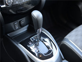 东风日产  2.0L CVT