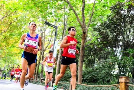 吉利汽车济南12小时超级马拉松28日鸣枪-图4
