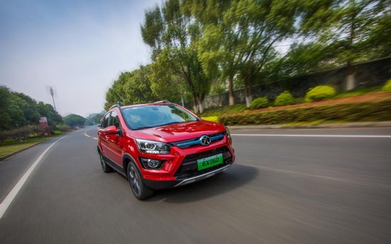 动力媲美1.8T，续航近400KM！EX360带你撒野带你飞