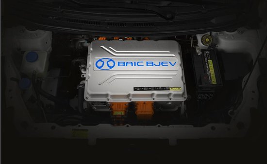 动力媲美1.8T，续航近400KM！EX360带你撒野带你飞