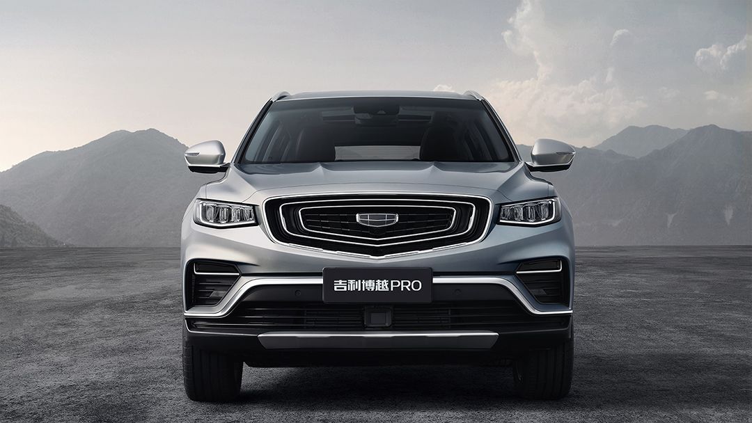 搭载4WD+BSG好开省油新科技 博越PRO四驱版配置曝光