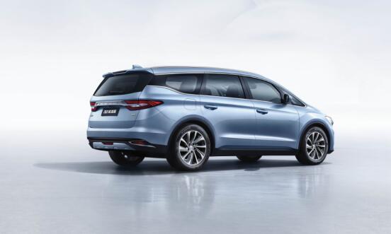行业首款“0压舒适MPV”,2021款吉利嘉际曝光