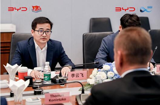 比亚迪与国际皮划艇联合会和中国皮划艇协会达成战略合作,共同推动龙舟入奥