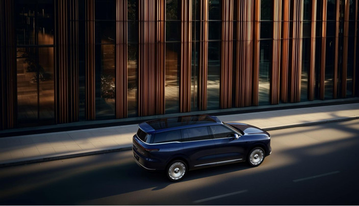 【新闻稿】33.69万元起，上汽旗舰·智己LS9正式开启预售 以全球巅峰科技，颠覆30万级大六座SUV格局(1)1229.jpg