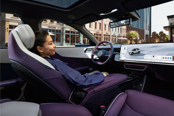 央视“第一发布”车企首秀 长安马自达EZ-60央视认证全球好车11111007.jpg