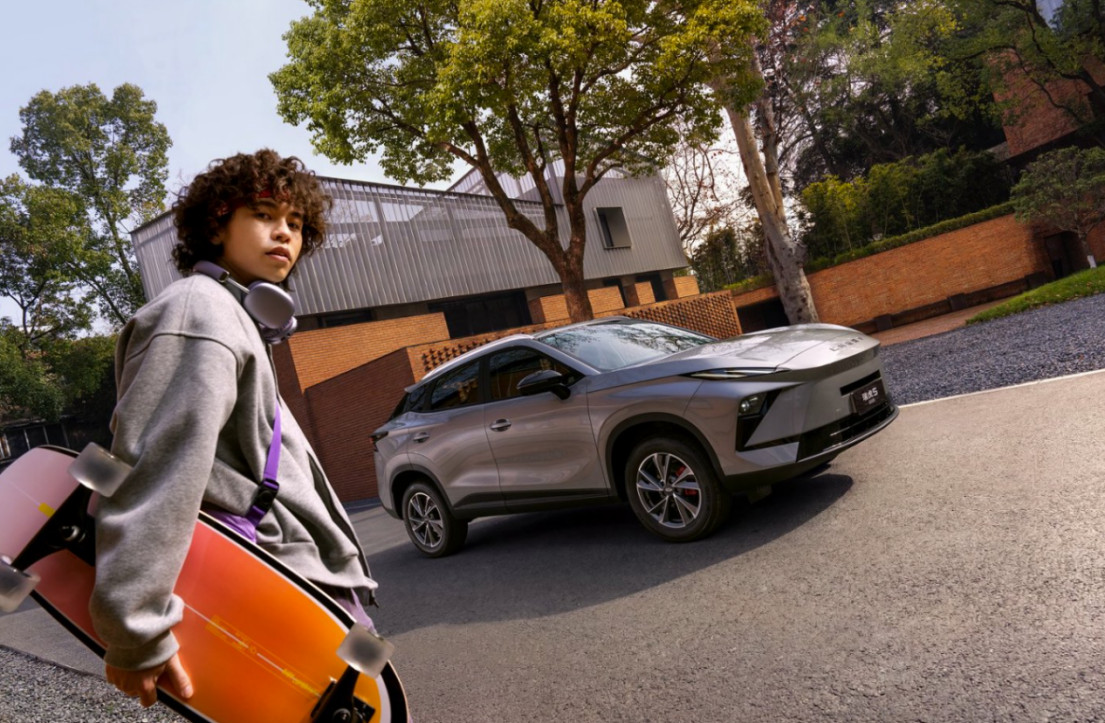 【瑞虎5新闻稿】全球而生,领潮而来 奇瑞瑞虎5运动版正式上市,7万级SUV价值标杆再进化859.jpg